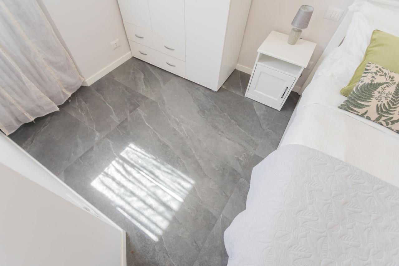 Sant'Agostino Apartments By Rent All Como Zewnętrze zdjęcie