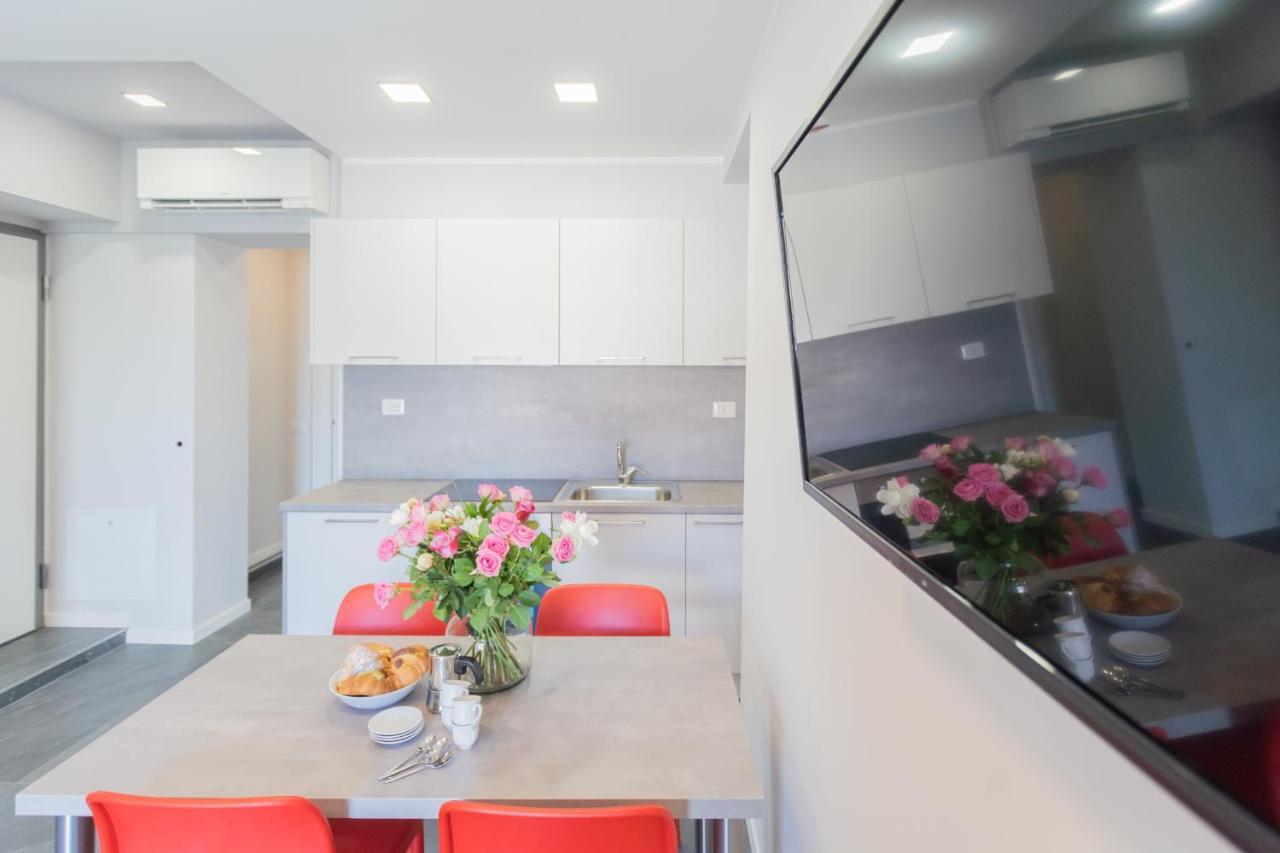 Sant'Agostino Apartments By Rent All Como Zewnętrze zdjęcie