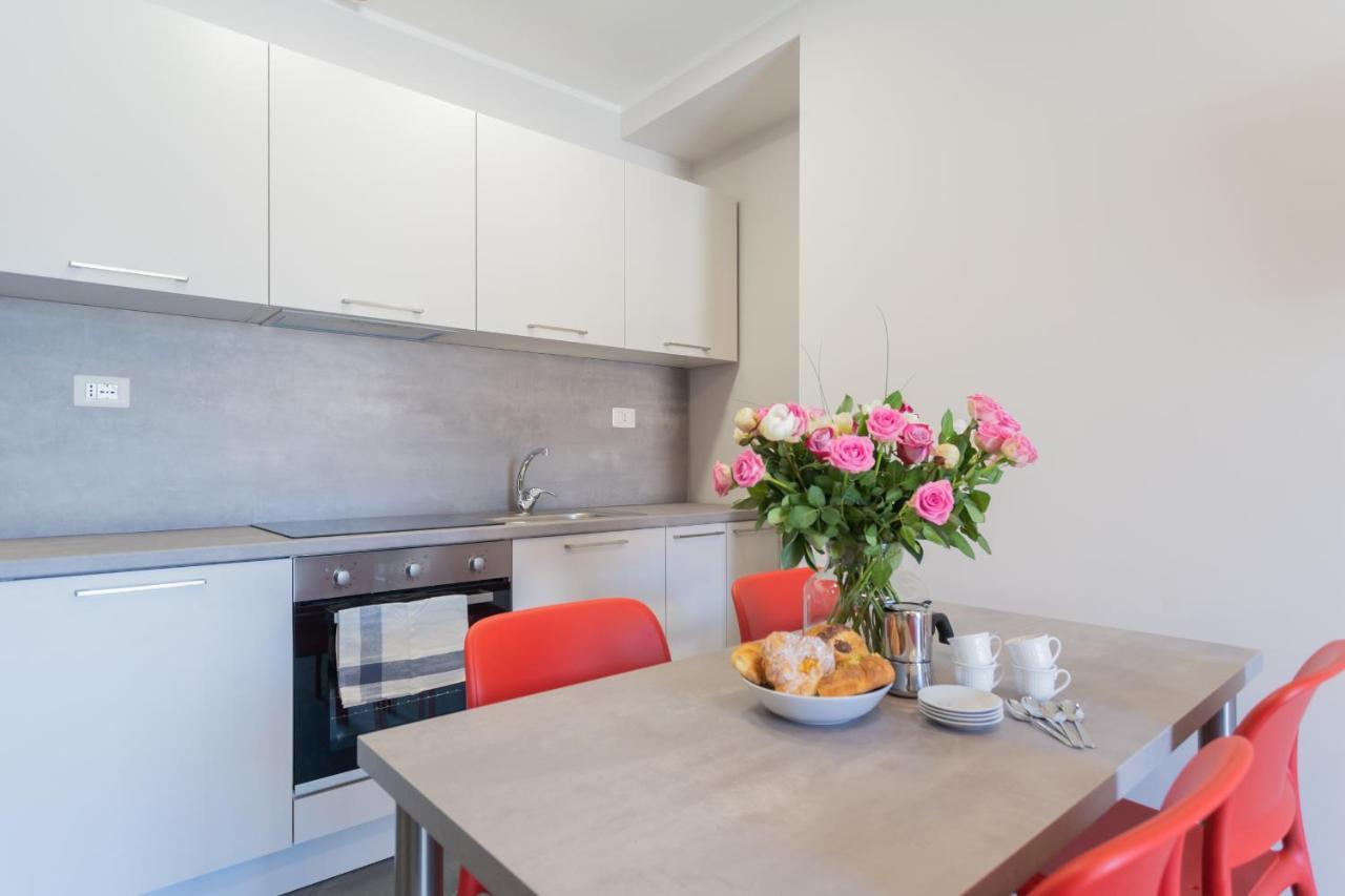 Sant'Agostino Apartments By Rent All Como Zewnętrze zdjęcie